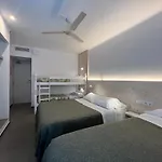Rom Familiar Otel Roses
