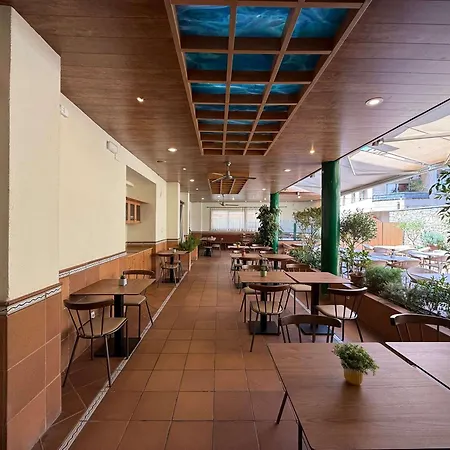Hotel Rom Familiar 2*
