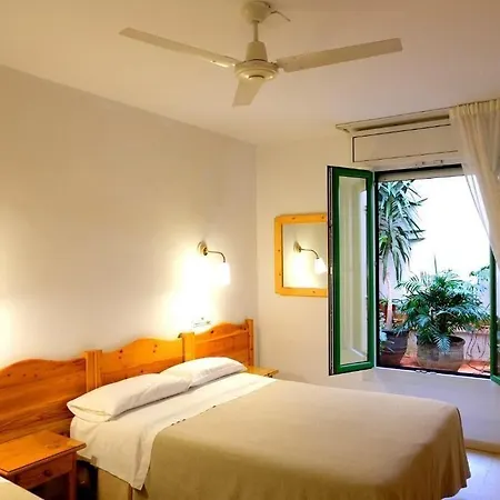 Rom Familiar Hotel