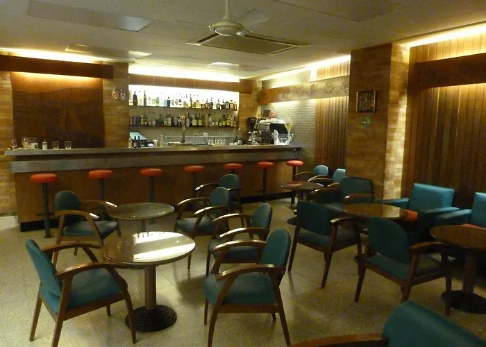 Otel Rom Familiar