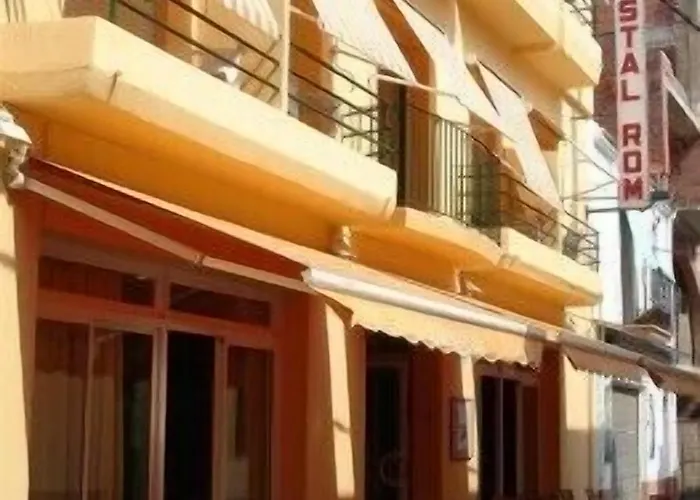 Rom Familiar Otel